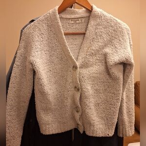 Abrocrombie fuzzy cardigan